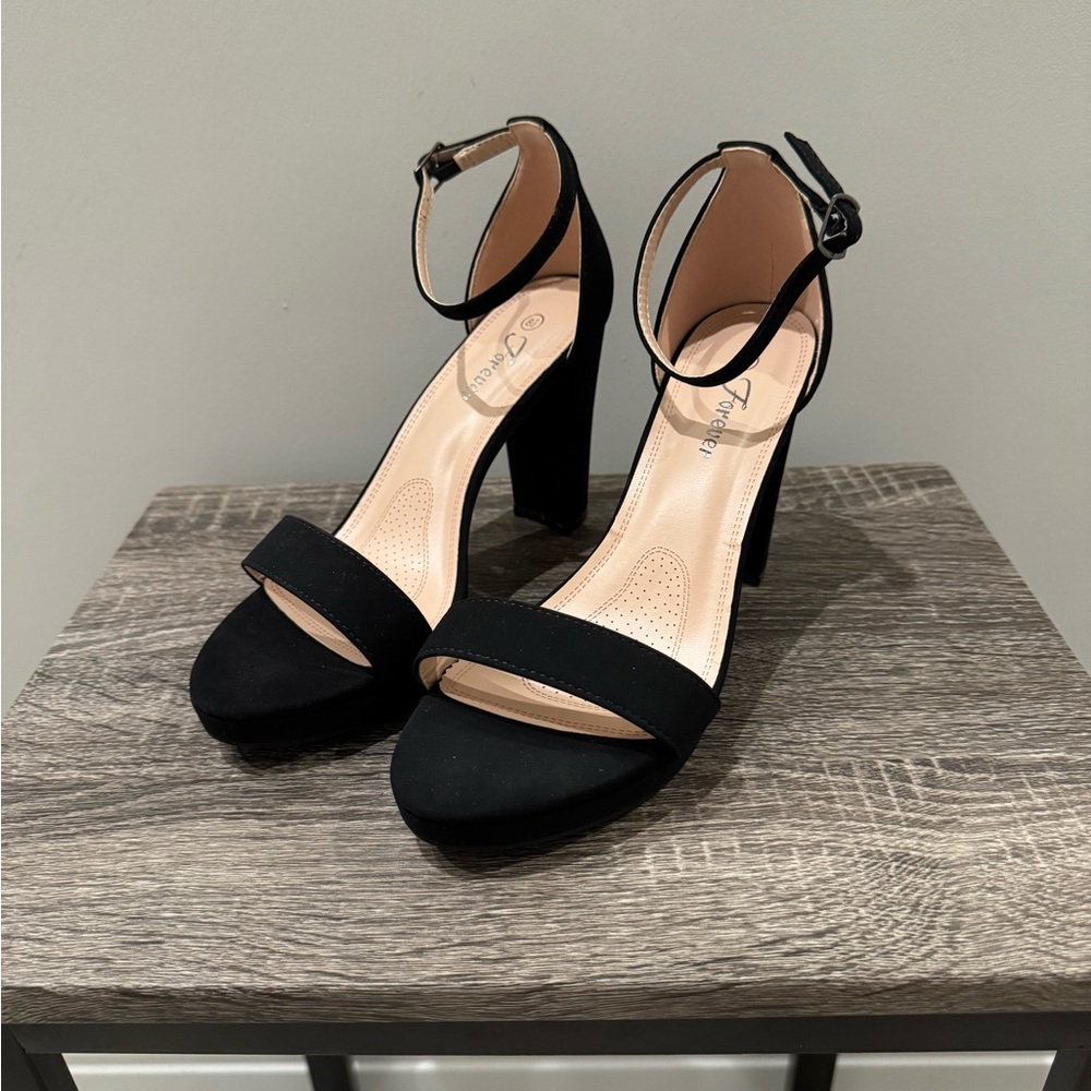 Brand New Women’s Black Ankle Strap Heels